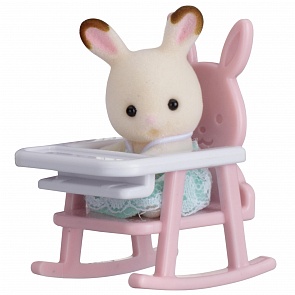 Sylvanian Families. Младенец в пластиковом сундучке - Кролик в детском кресле (Epoch, 5197st)
